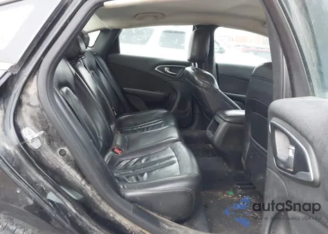 2015 Chrysler 200 Limited z USA, uszkodzony, nr VIN 1C3CCCAB6FN605291